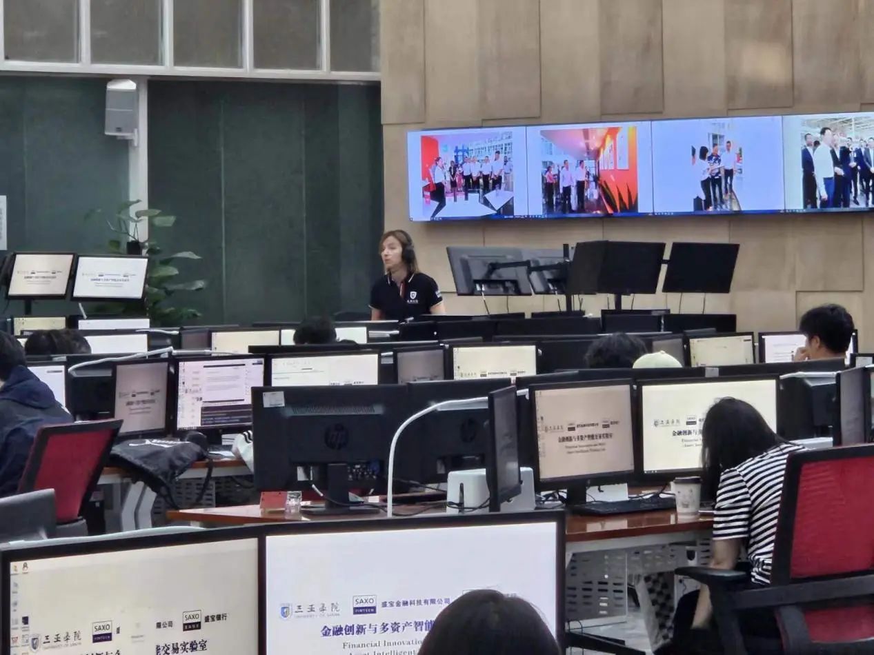 a04fbd83fc4eddddac040dd99c343c39.jpg a04fbd83fc4eddddac040dd99c343c39.jpg